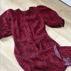 Elegant Red Patterned Women's Dress